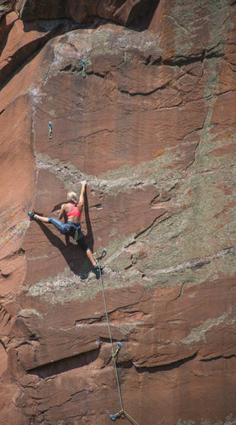Alyse stretching for the foot hold
