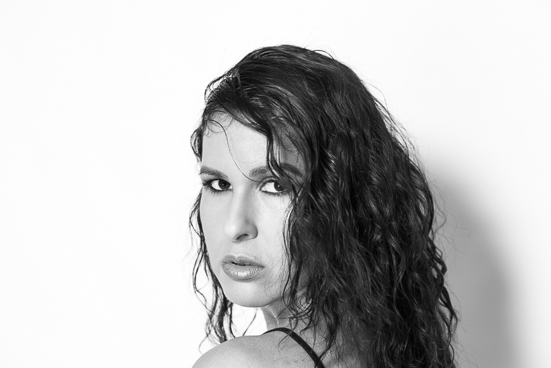 Creative Portrait, white seamless vinyl backdrop, Elinchrom Octa soft box, Ranger Quadra strobe, home studio, clamshell lighting...